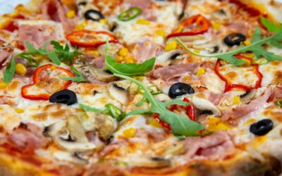 Tips for Making Lunchtime Easier With Pizza Specials in Leander